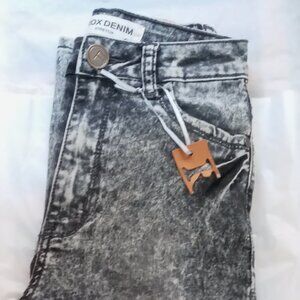 Acid Wash Distressed Skinny Jean